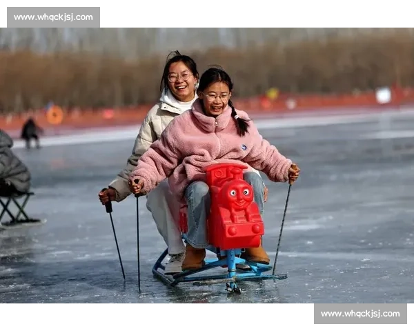 上海冰雪热潮:顶级赛事与全民参与共舞,452 万人次畅享冰纷生活 上海冰雪热潮:顶级赛事与全民参与共舞,452 万人次畅享冰纷生活